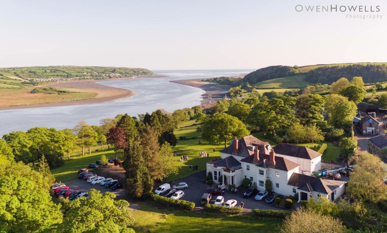 Mansion House Llansteffan - B&B Carmarthen