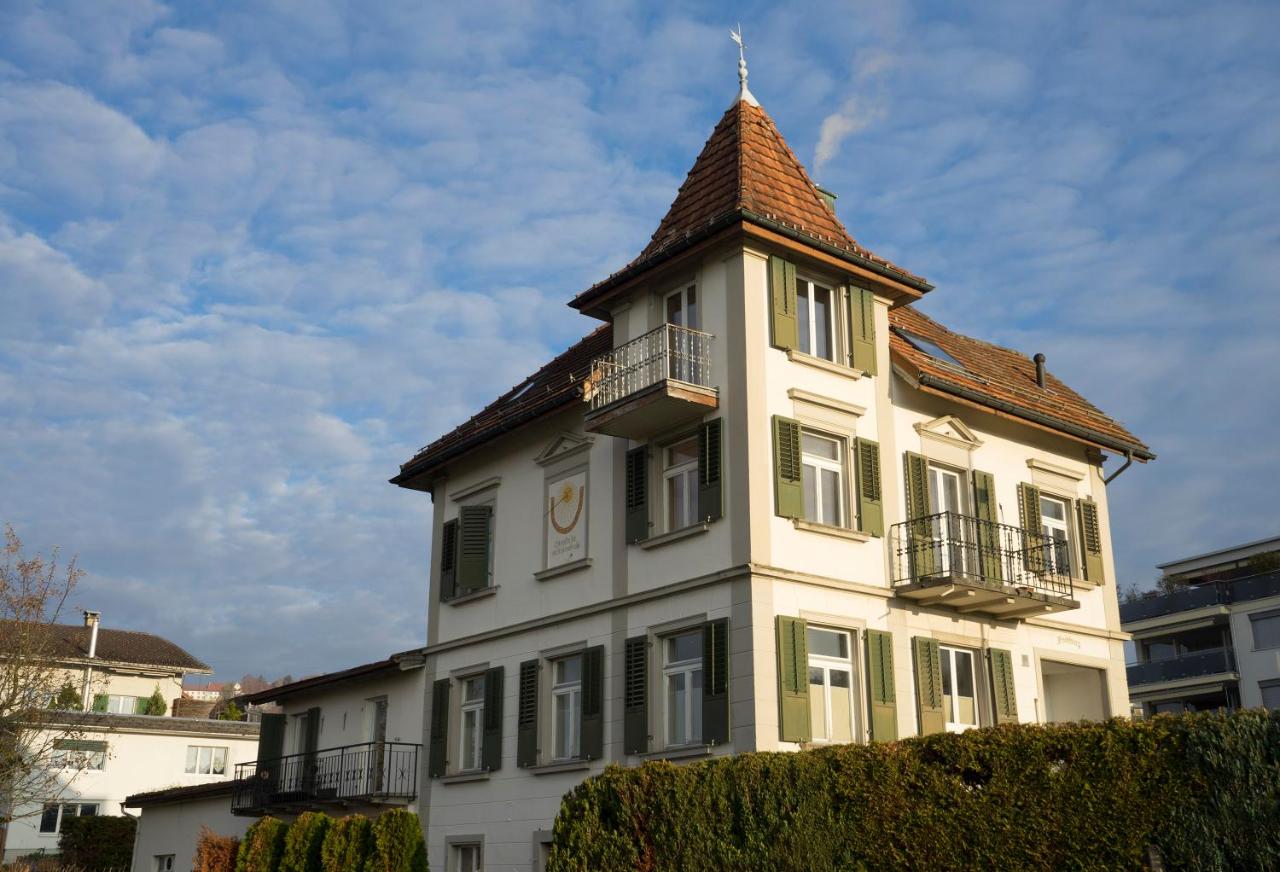 Holiday Apartment "Frohburg" Gommiswald - B&B
