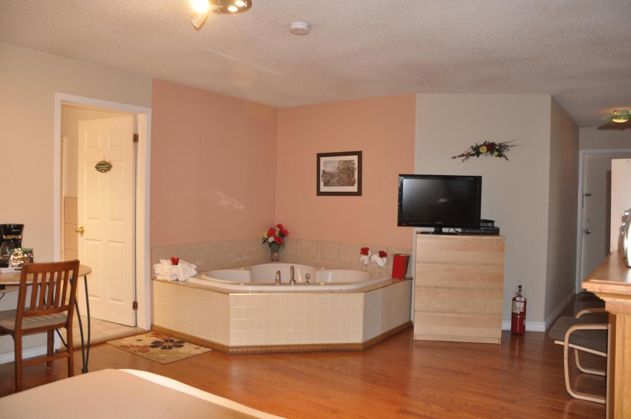Chambre Lit Queen-Size avec Baignoire Spa