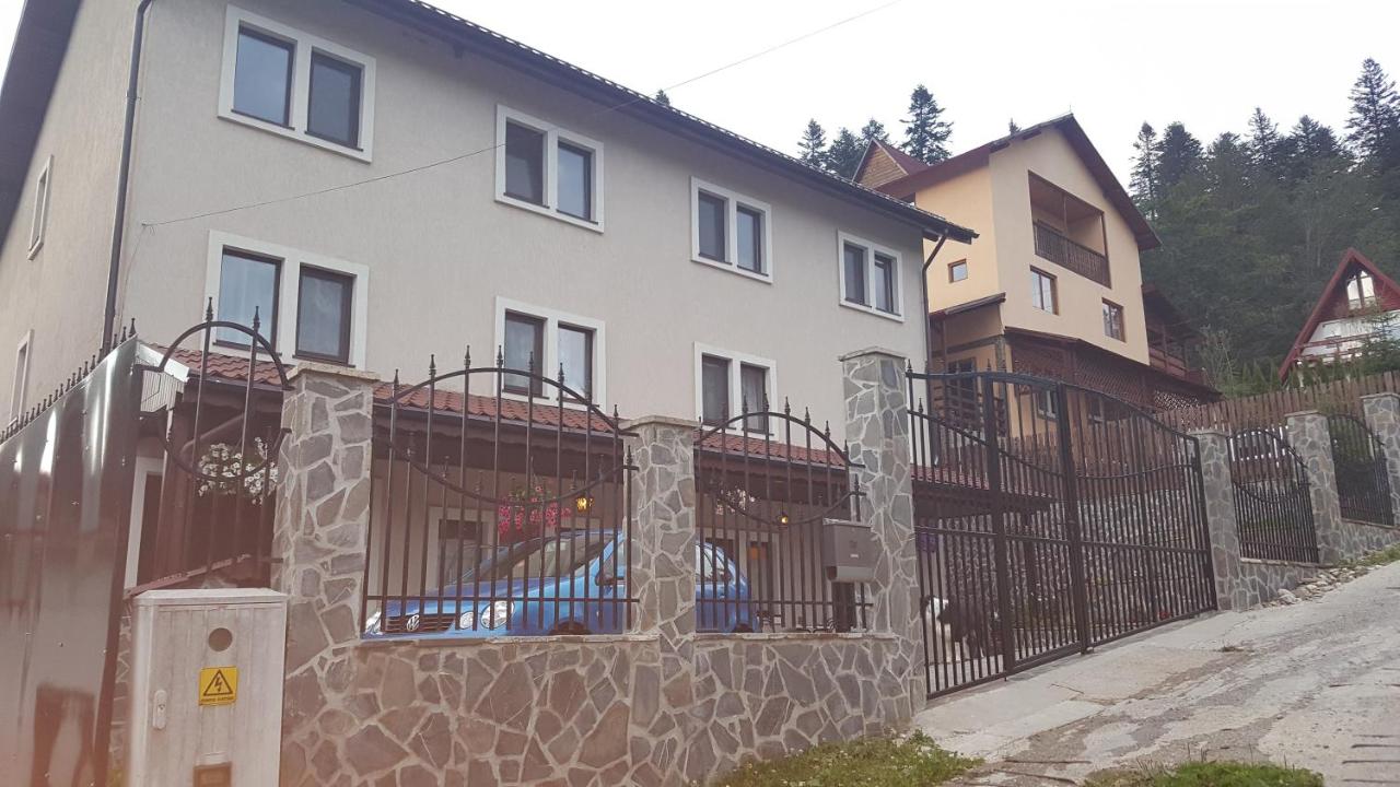Pensiunea La Marion - B&B