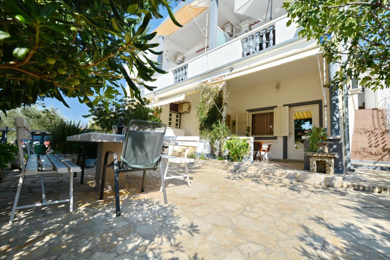 B&B Starigrad - Aurora apartments - Bed and Breakfast Starigrad