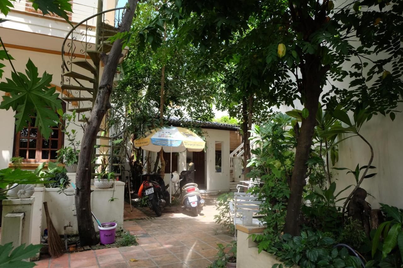 Moon house tropical garden - Valentine - Bed and Breakfast