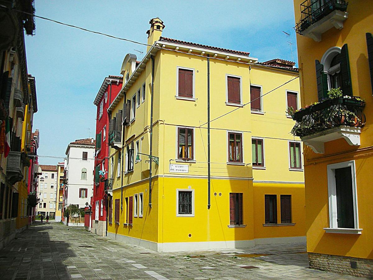 Queen House Venezia - B&B
