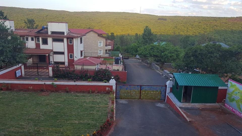 B&B Mahabaleshwar - Shalini Excellency - Bed and Breakfast Mahabaleshwar