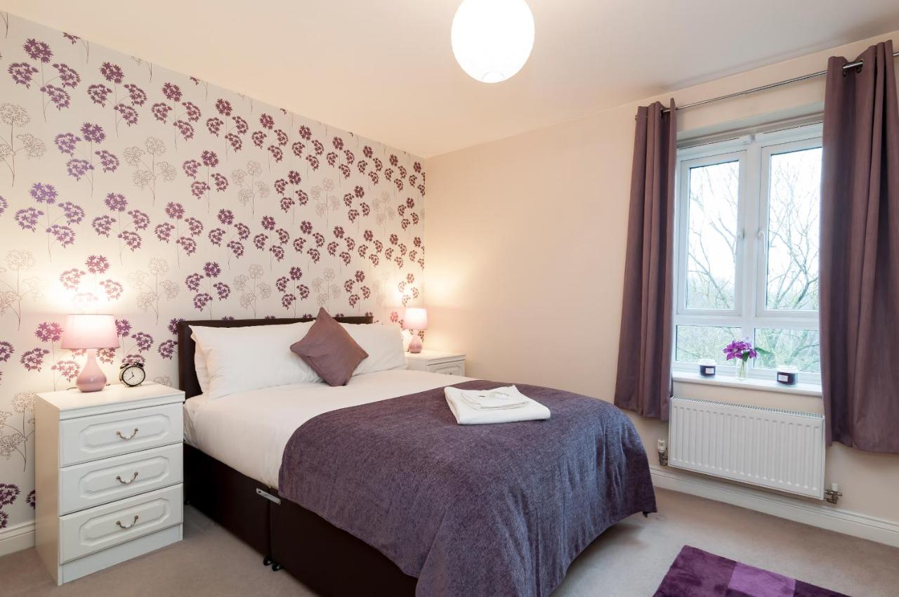 B&B Basingstoke - Central 2 bedroom apartment - Bed and Breakfast Basingstoke