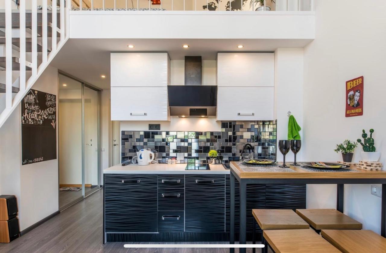 Bright Duplex Loft for your remarkable stay - Chambres d'hôtes Riga