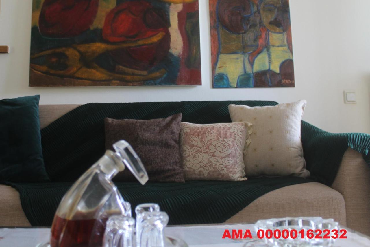 Traditional House - B&B Peraía