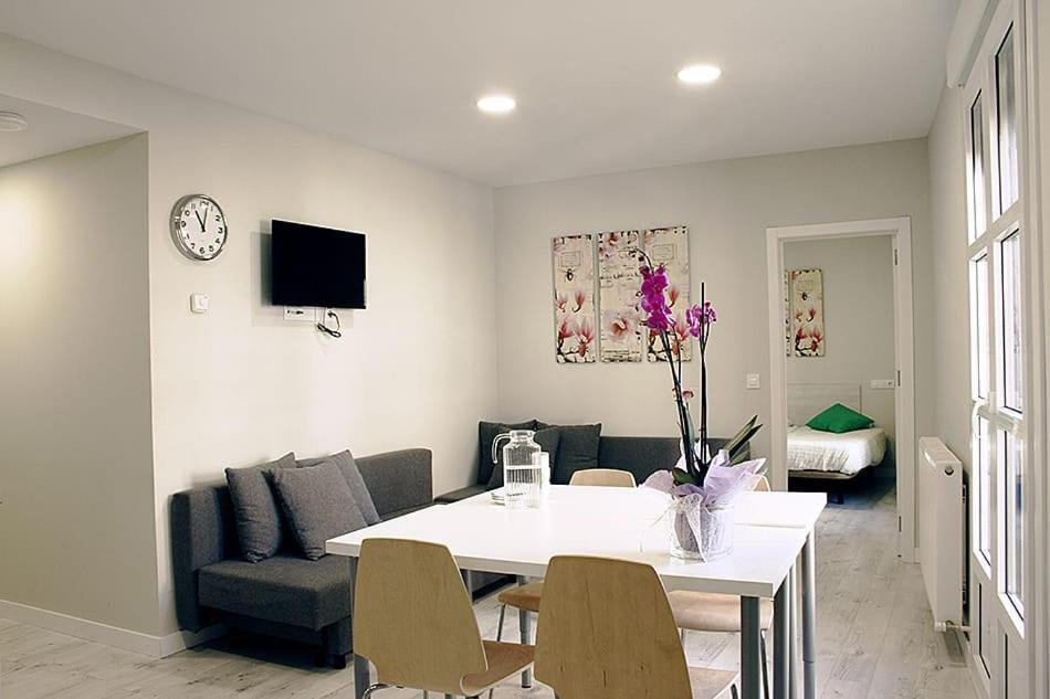 B&B Logroño - Apartamentos Logroño Centro - Bed and Breakfast Logroño