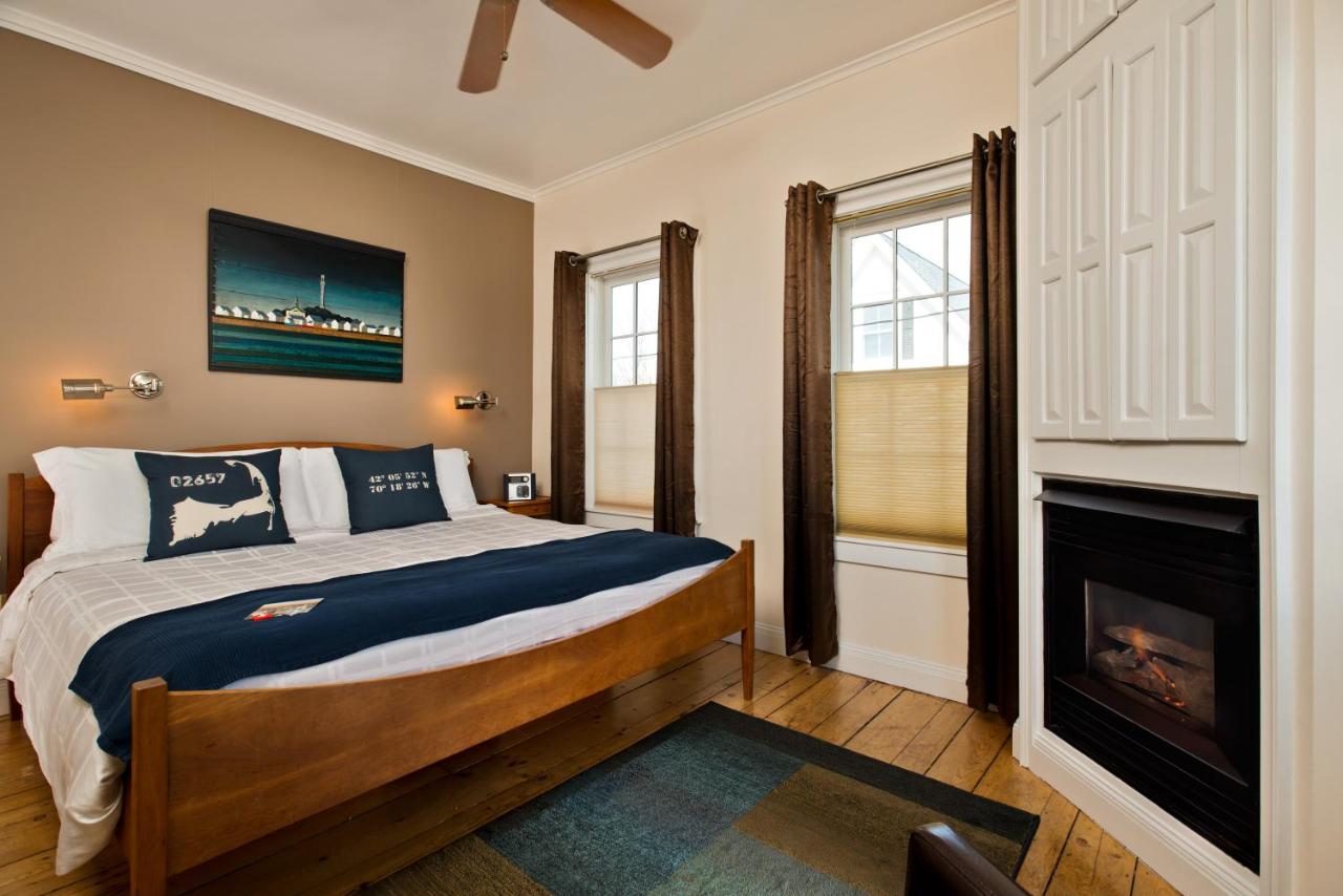Deluxe King Room - Room 2
