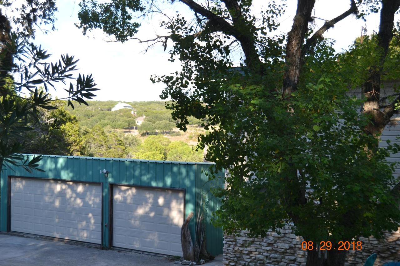 Paradise at Canyon Lake - B&B Canyon Lake