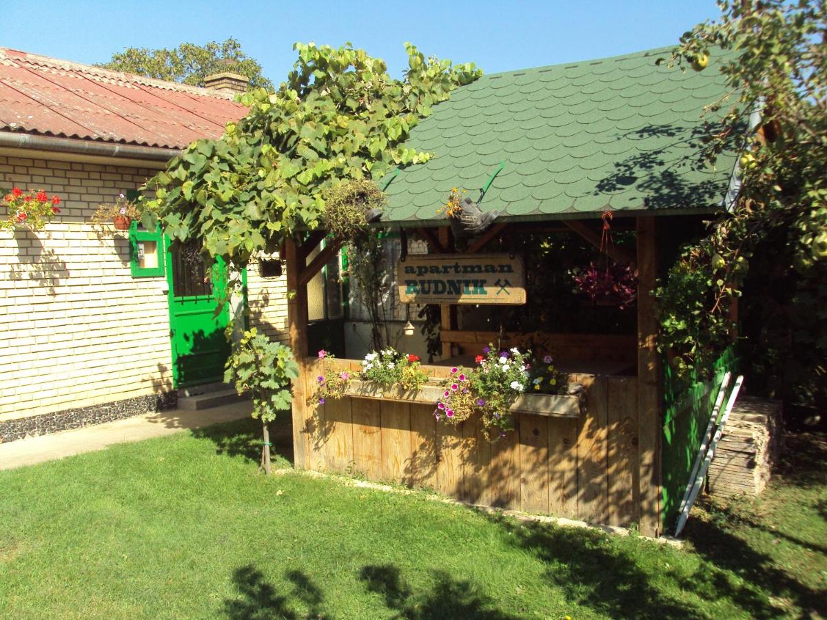 Apartman Rudnik - Chambres d’hôtes Vrdnik