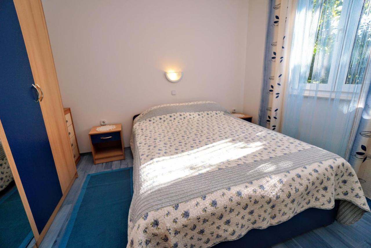 Apartment Vlado - B&B Zambratija