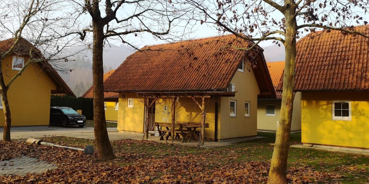 B&B Podčetrtek - Apartmajske hiške Lubadarček - Bed and Breakfast Podčetrtek