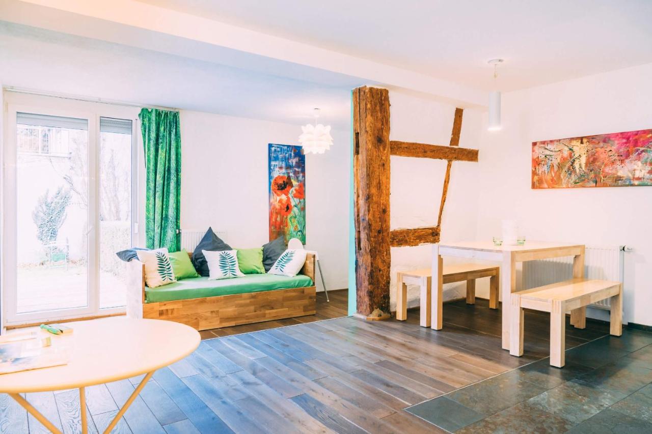 Appartamento Deluxe con 4 Camere da Letto e Giardino