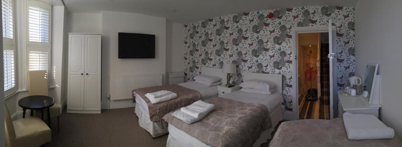 B&B Guildford - Acacia Villas Guest House - Bed and Breakfast Guildford