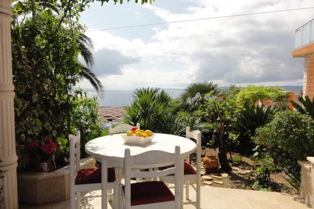 Appartamento Monolocale con Vista Mare