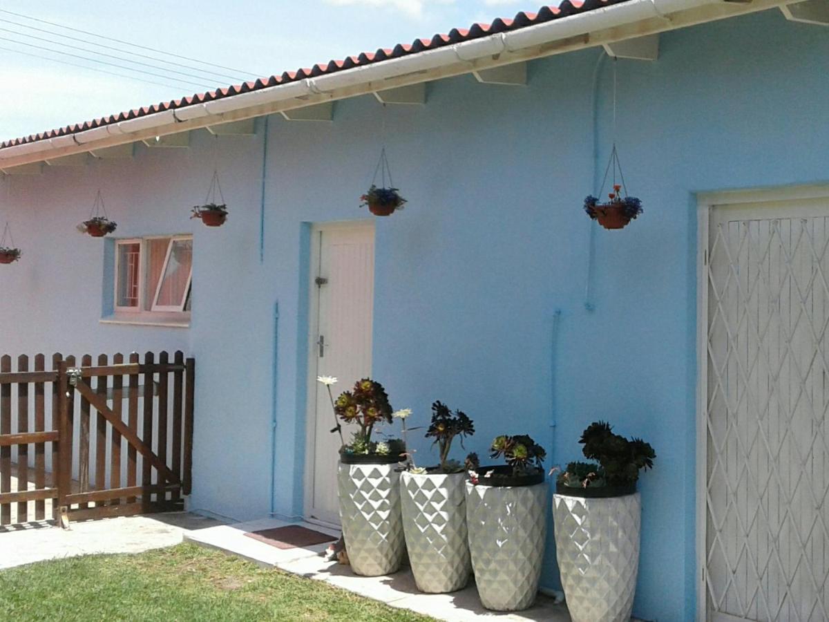 36 Df Strauss Street - B&B