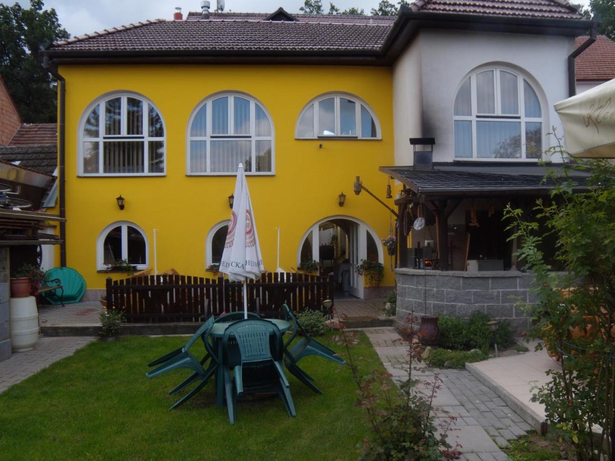 B&B Němčice - Penzion U Urbanů - Bed and Breakfast Němčice