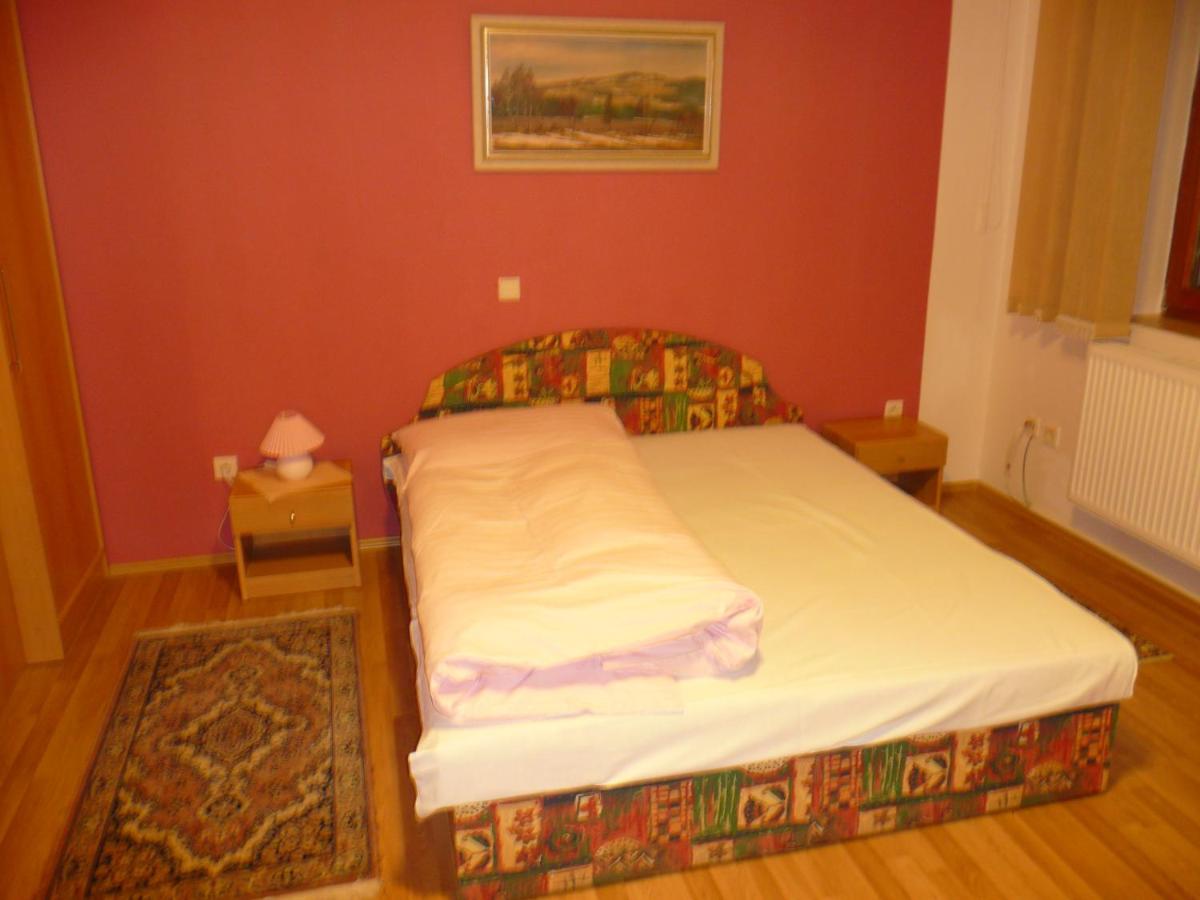 Habitación Doble con baño compartido