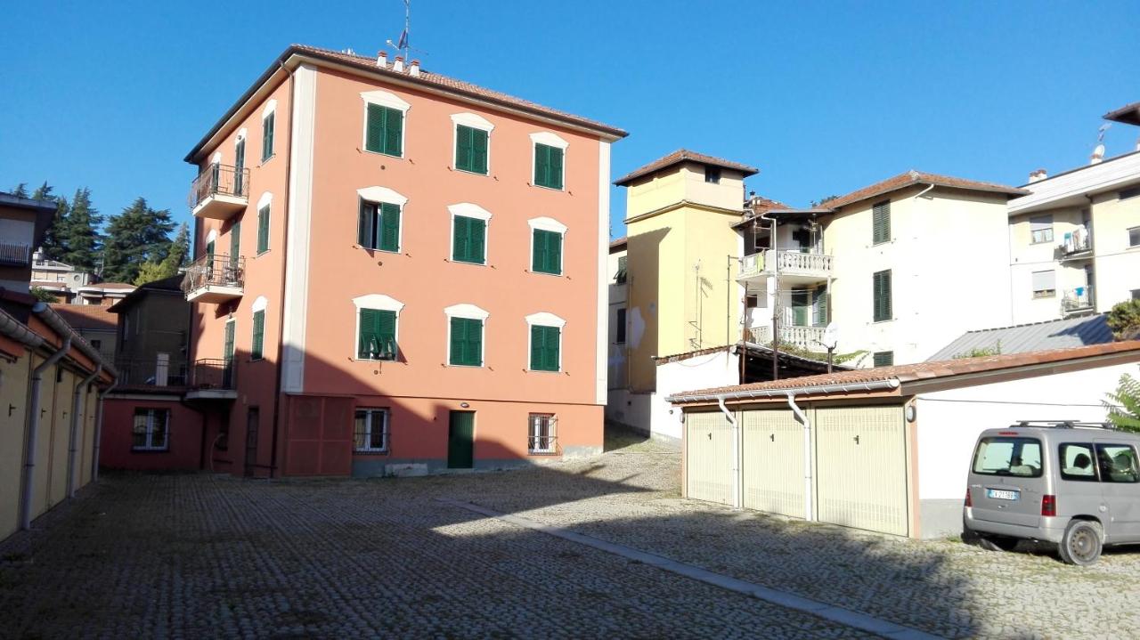 Casa Costa Outlet 3 - B&B Serravalle Scrivia