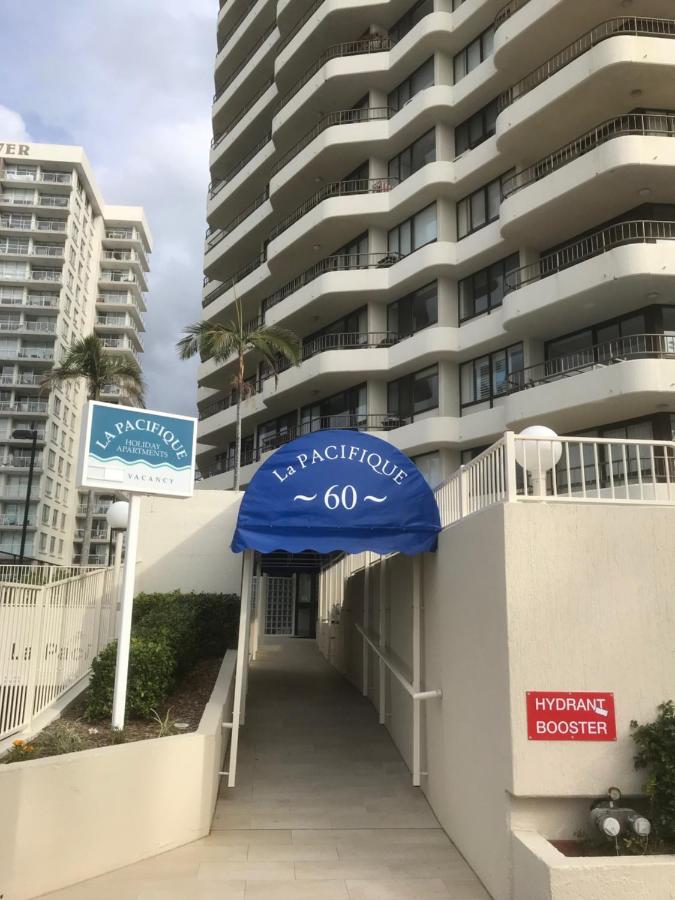 B&B Gold Coast - La Pacifique Apartments - Bed and Breakfast Gold Coast