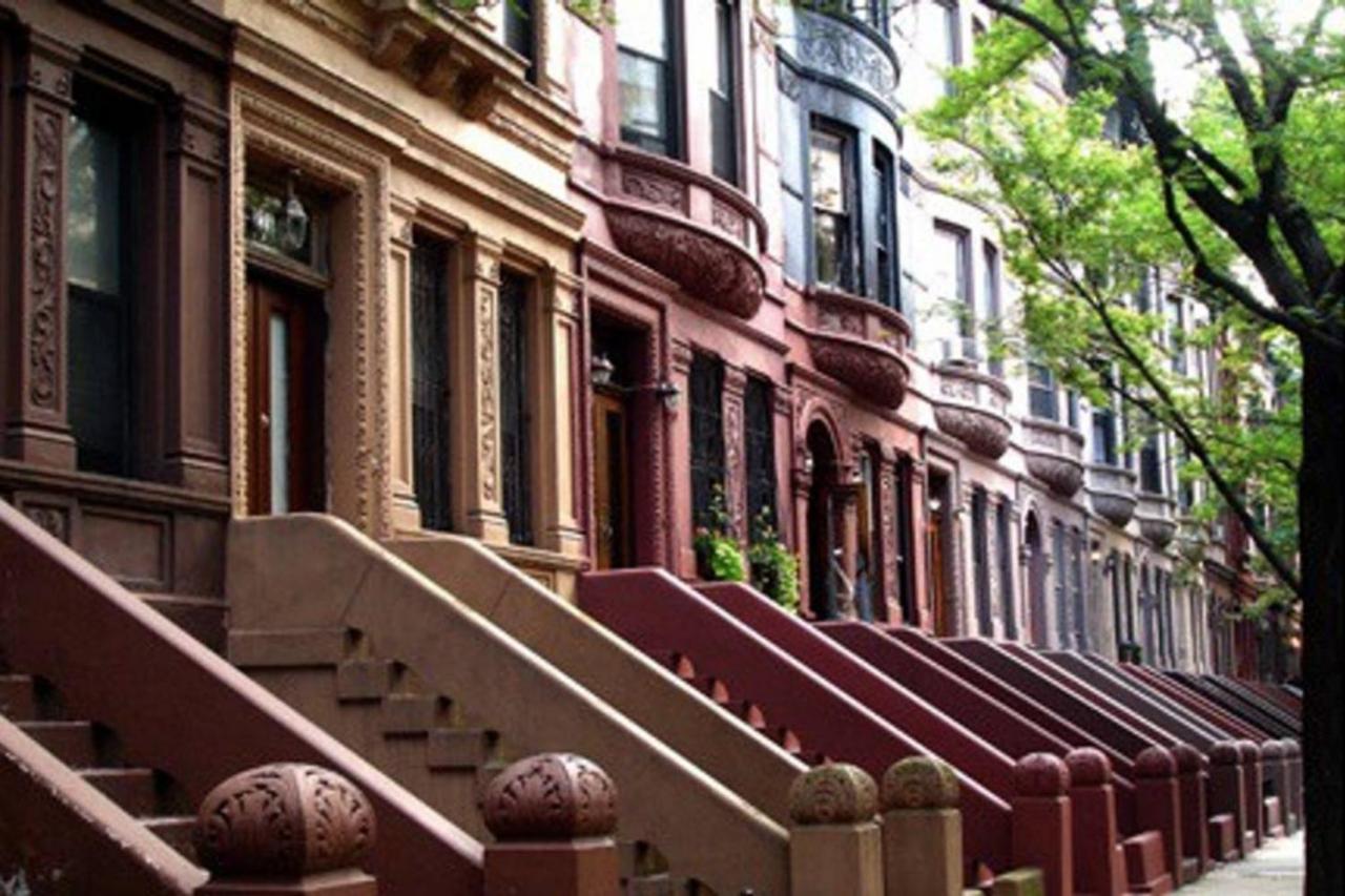 Fabulous Fully Furnished Studio Minutes From Times Square! - Bed and Breakfast