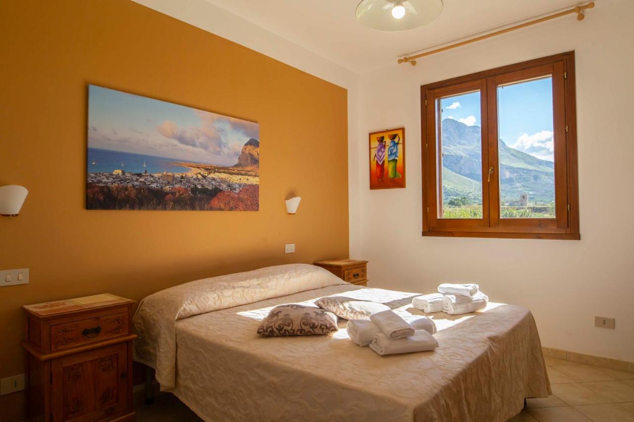 One-Bedroom Deluxe Apartment