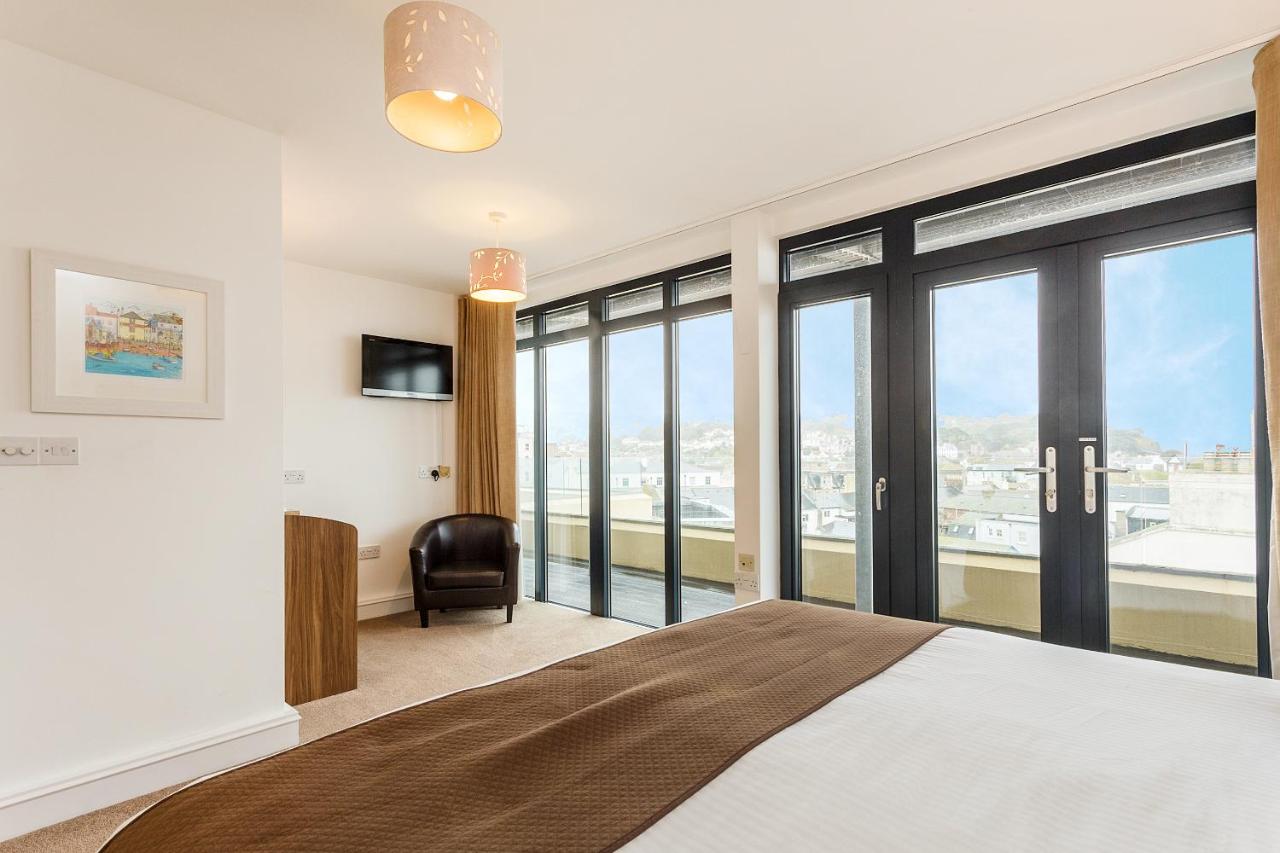 Penthouse Apartment