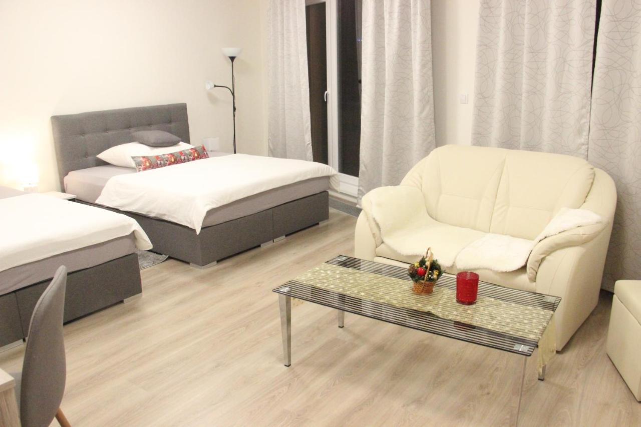 B&B Praag - Element Prag Airport Apartment - Bed and Breakfast Praag