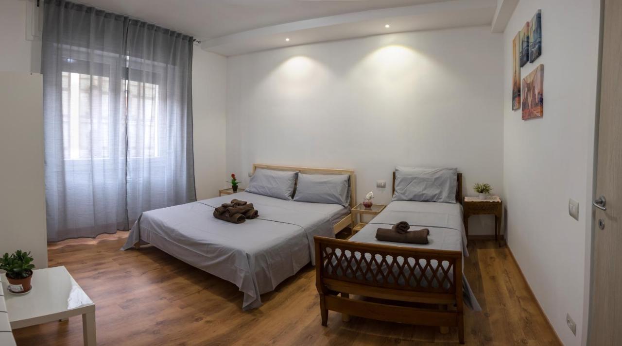 Chambre Triple avec Salle de Bains Privative