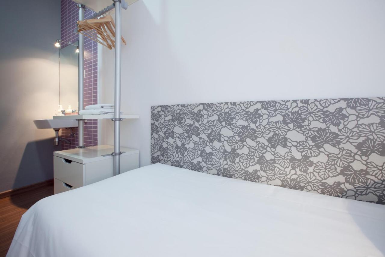 Petite Chambre Double avec Salle de Bains Commune