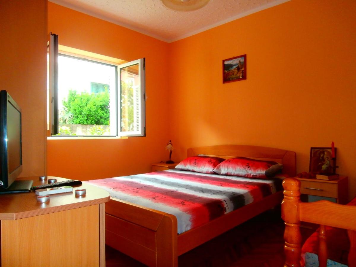 Apartment mit 1 Schlafzimmer und Gartenblick