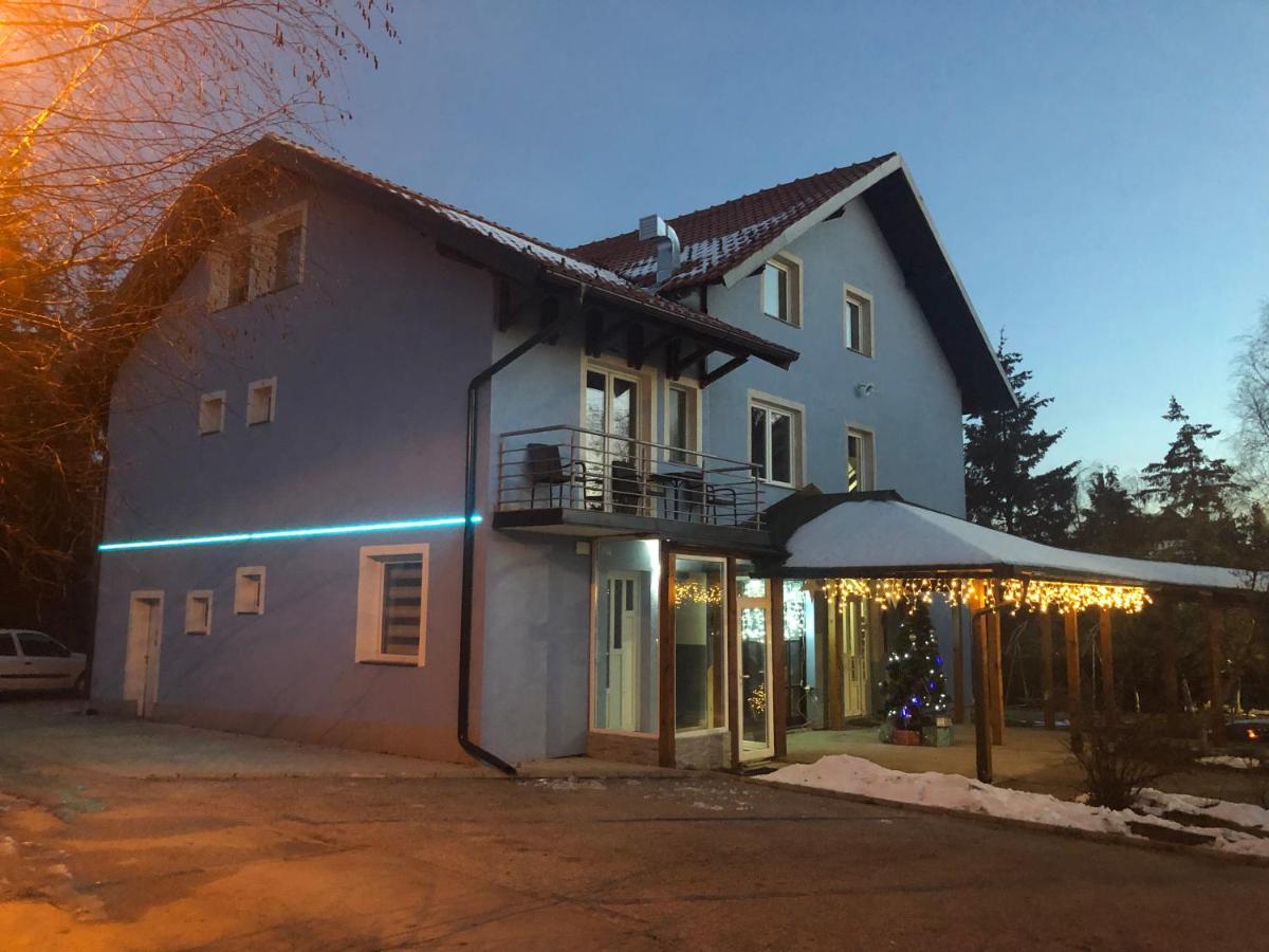 Apartments Blue House - B&B