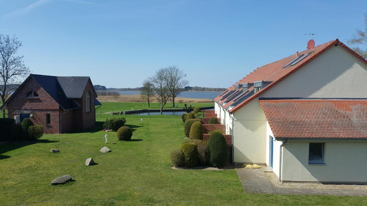 Ferienwohnung Achterwasser mit Terrasse - B&B