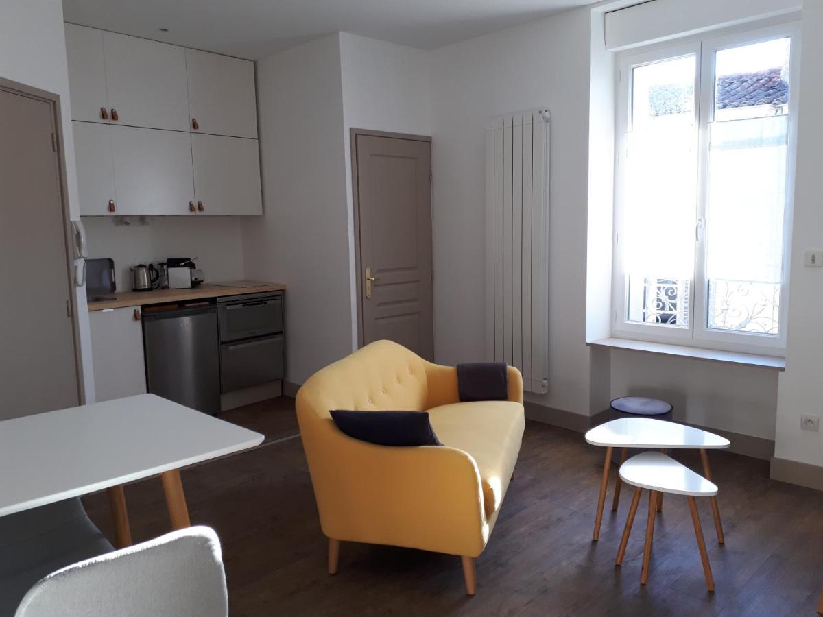 Un Appart en Ville - Ferienwohnung Niort