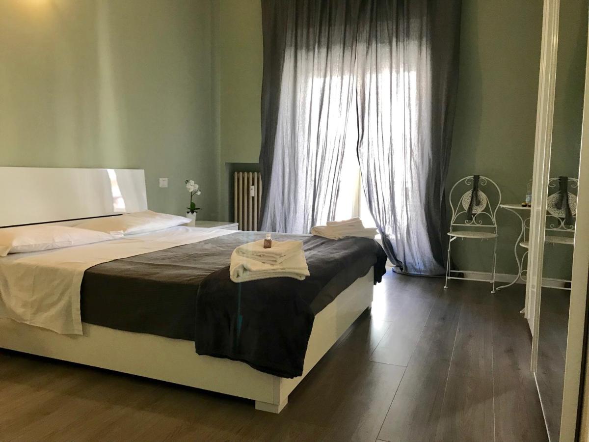 Comfort Driepersoonskamer met Gedeelde Badkamer