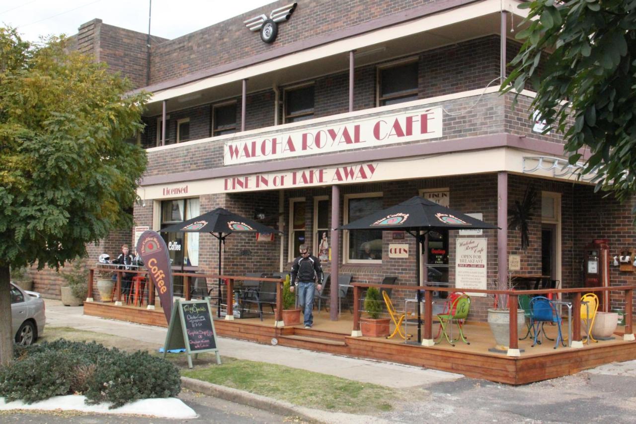 B&B Walcha - Walcha Royal Cafe & Accommodation - Bed and Breakfast Walcha