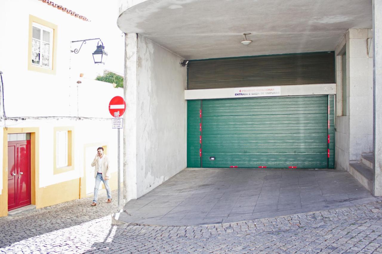 Flamingo House - historic center free garage - B&B Évora