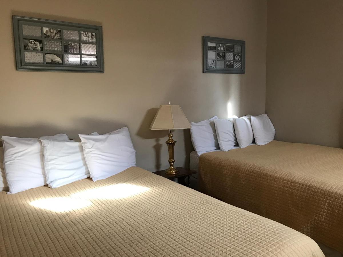 Queen Room with Two Queen Beds