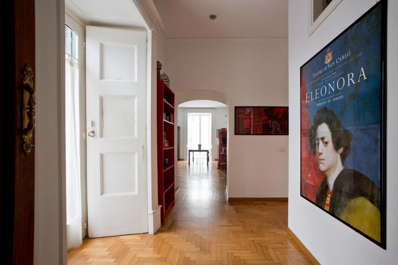 Bella Napoli Art Gallery - B&B Napoli