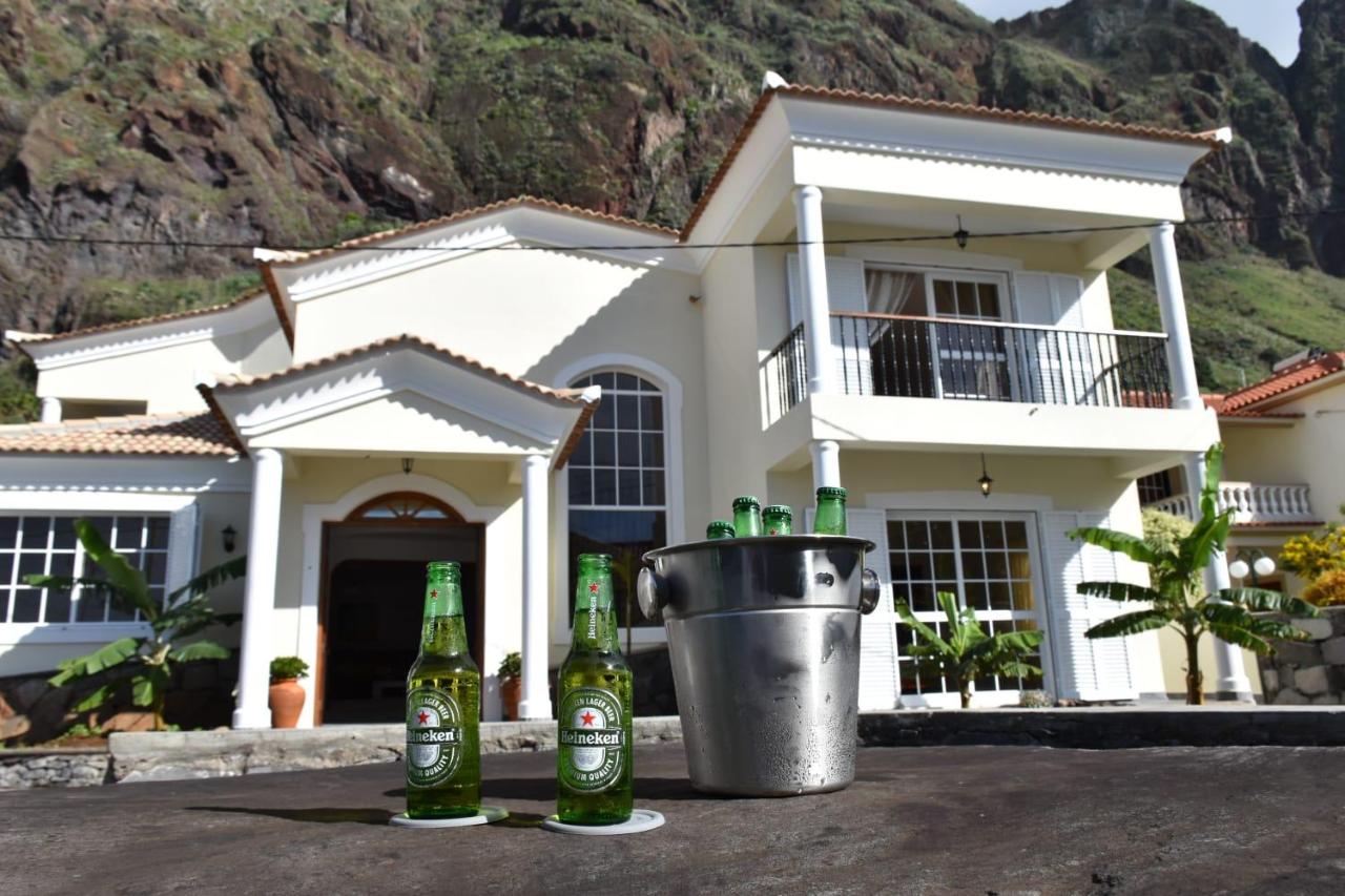 Mansion Almond - SEA, SUN and a charming refuge! - B&B Paul do Mar