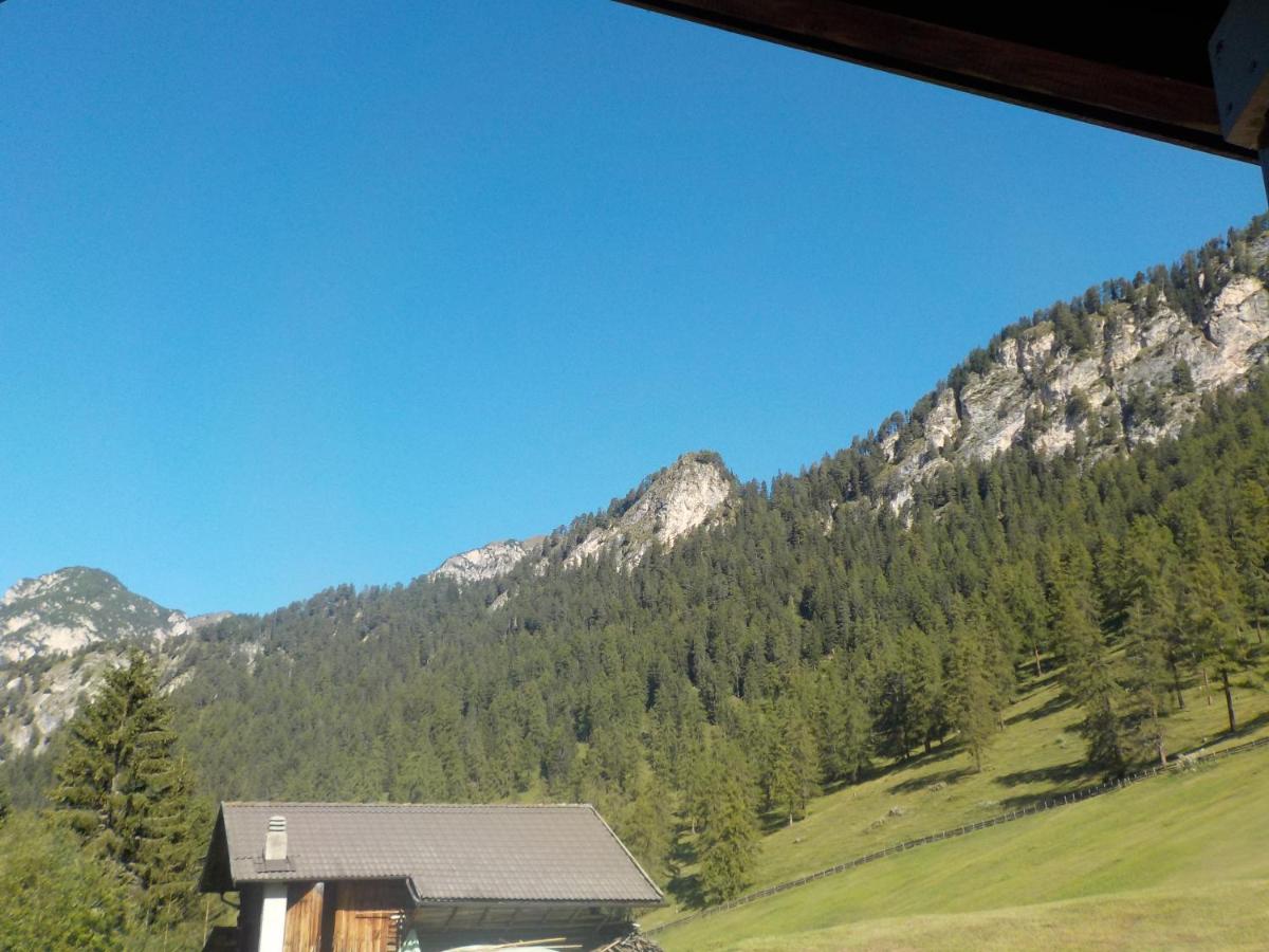 Doppel- oder Zweibettzimmer