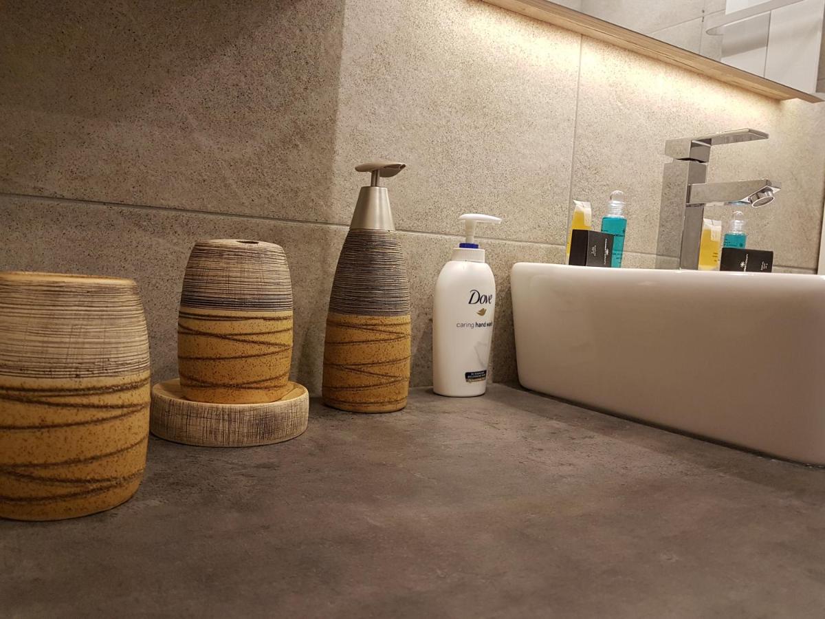 Ogi & Una Premijer 42 - B&B Kopaonik