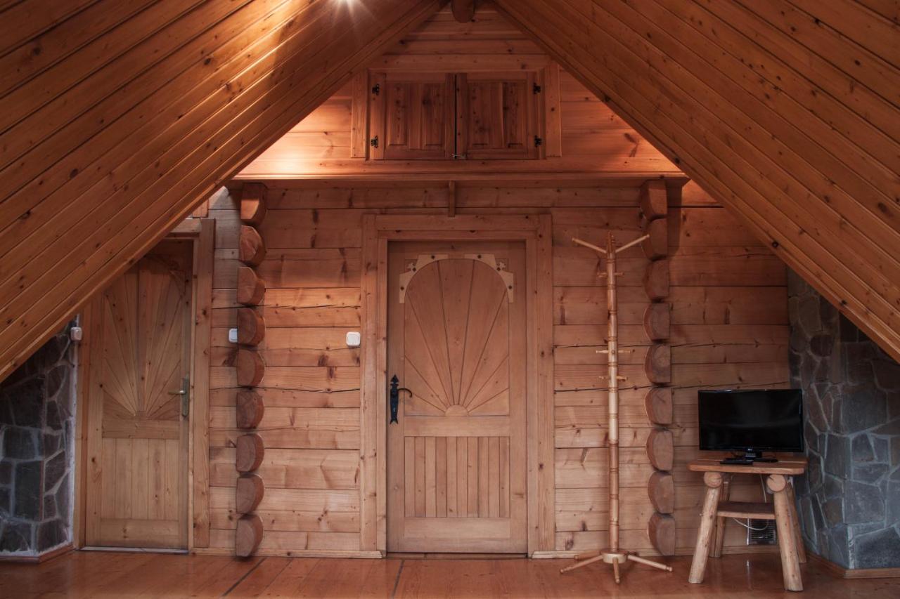 Suite with Mountain View