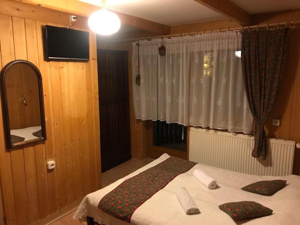 Doppelzimmer mit Balkon