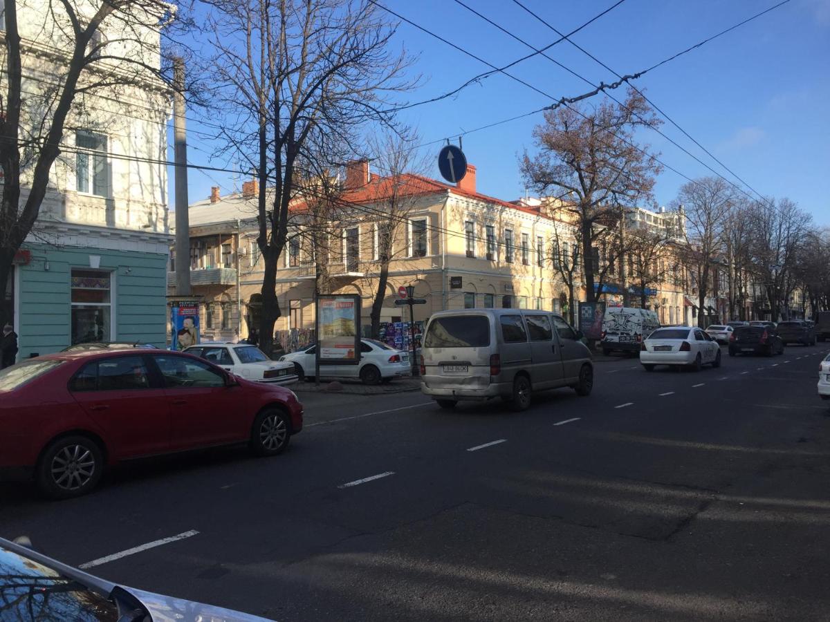 1 комнатная квартира в районе Греческой площади - B&B Odesa