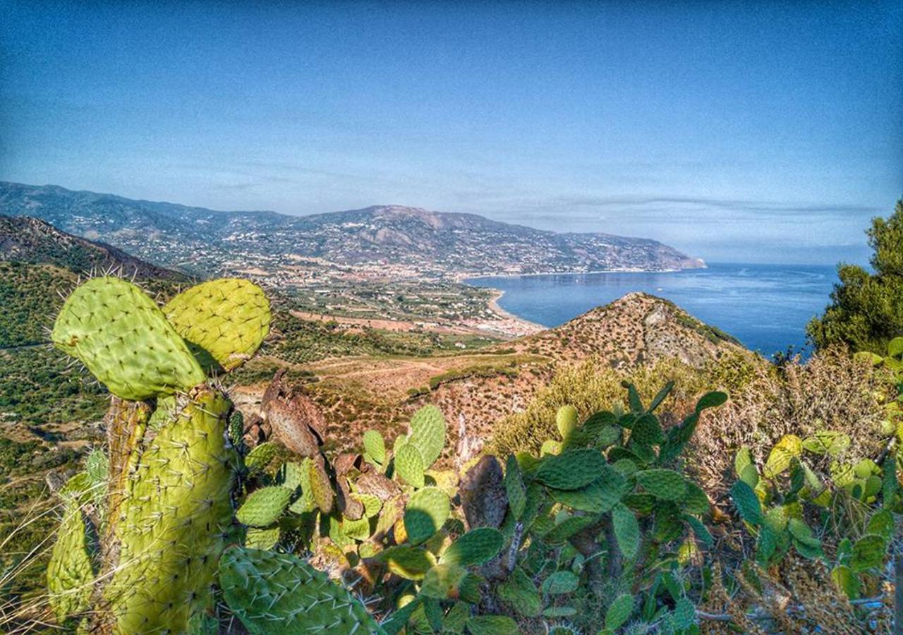 Baia Dei Delfini - B&B