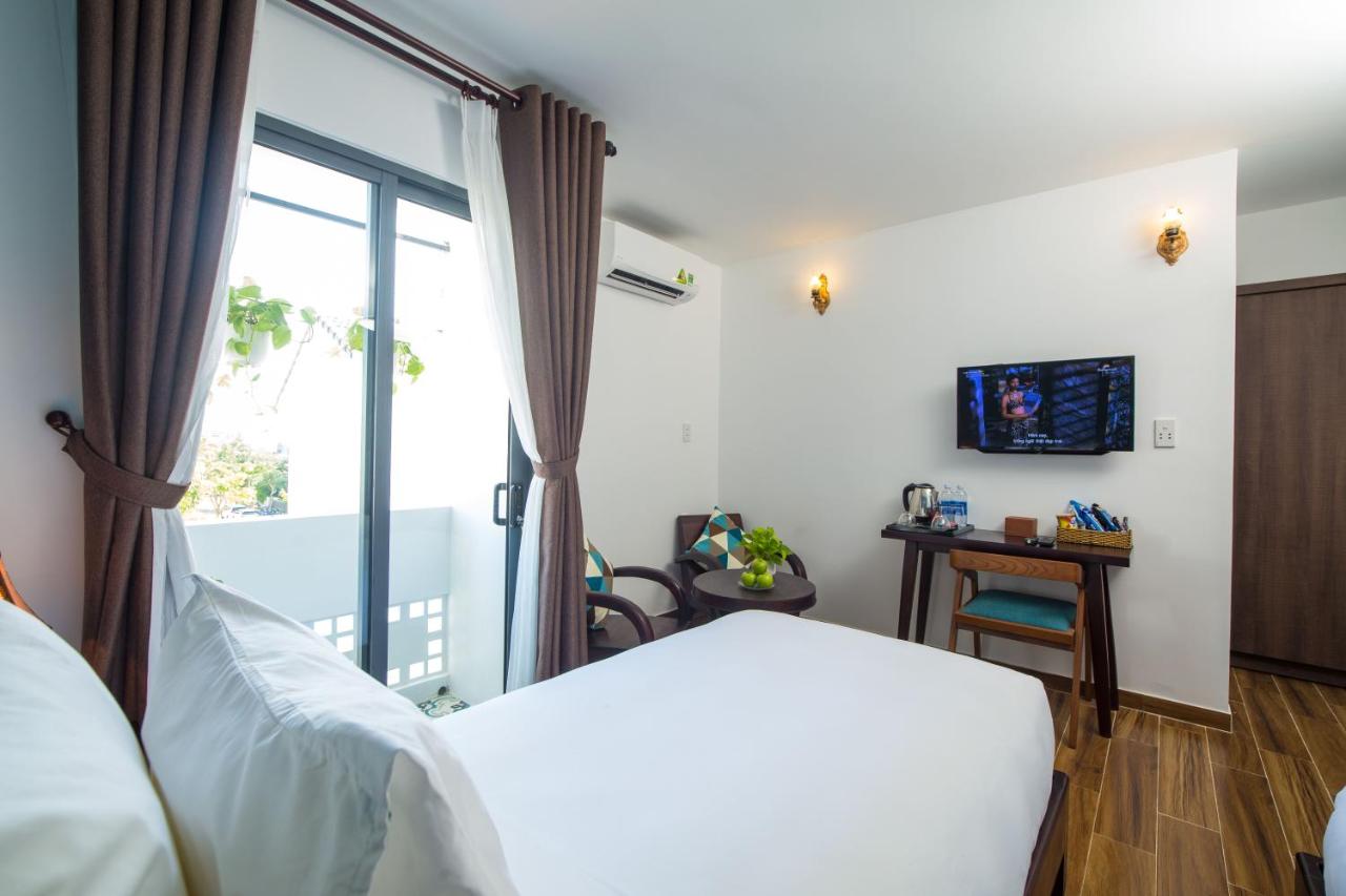 Superior Twin Room with City View