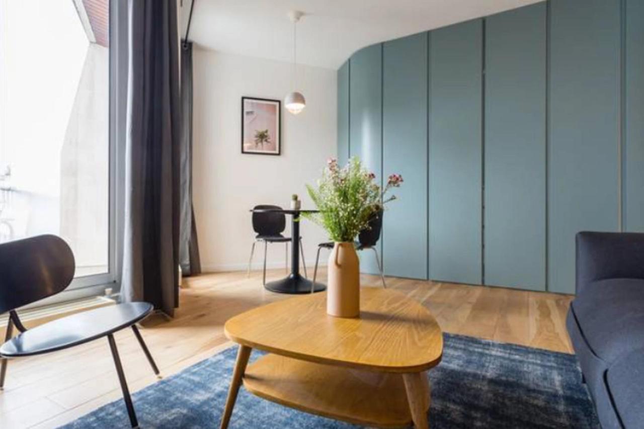 Joie Paris Porte Maillot - Palais Des Congrès - B&B Neuilly-sur-Seine