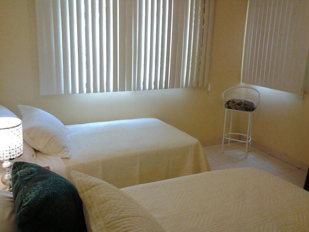 B&B Guayaquil - Suites La Rosa - Bed and Breakfast Guayaquil